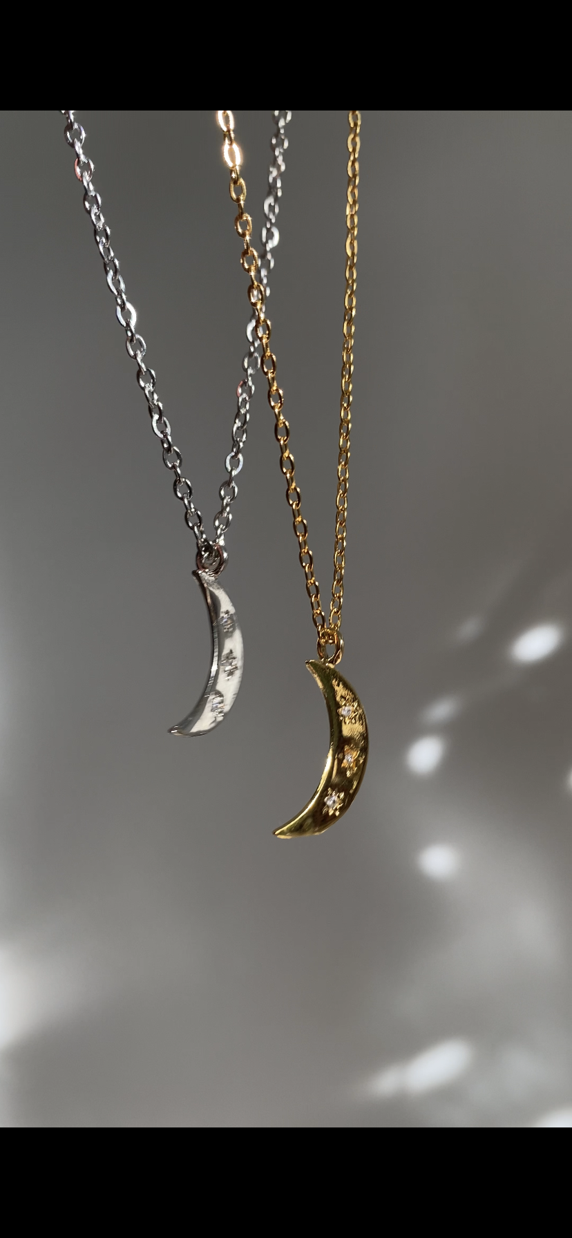 MOON NECKLACE